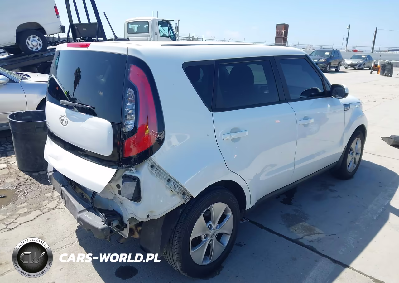 2016 Kia Soul VIN:KNDJN2A23G7356493 - 4