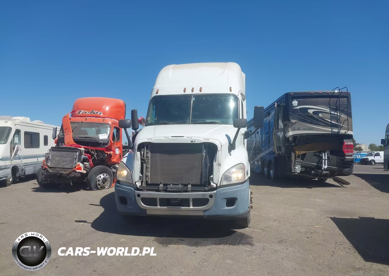 2016 Freightliner Cascadia 125 VIN:3AKJGLDR0GSHF1582 - 11