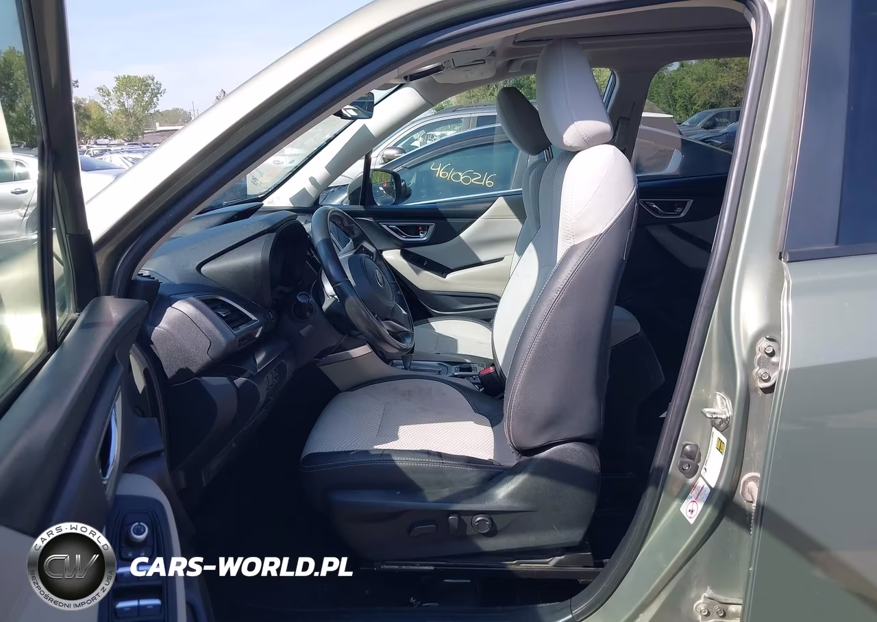 2019 Subaru Forester Premium VIN:JF2SKAGCXKH427720 - 5