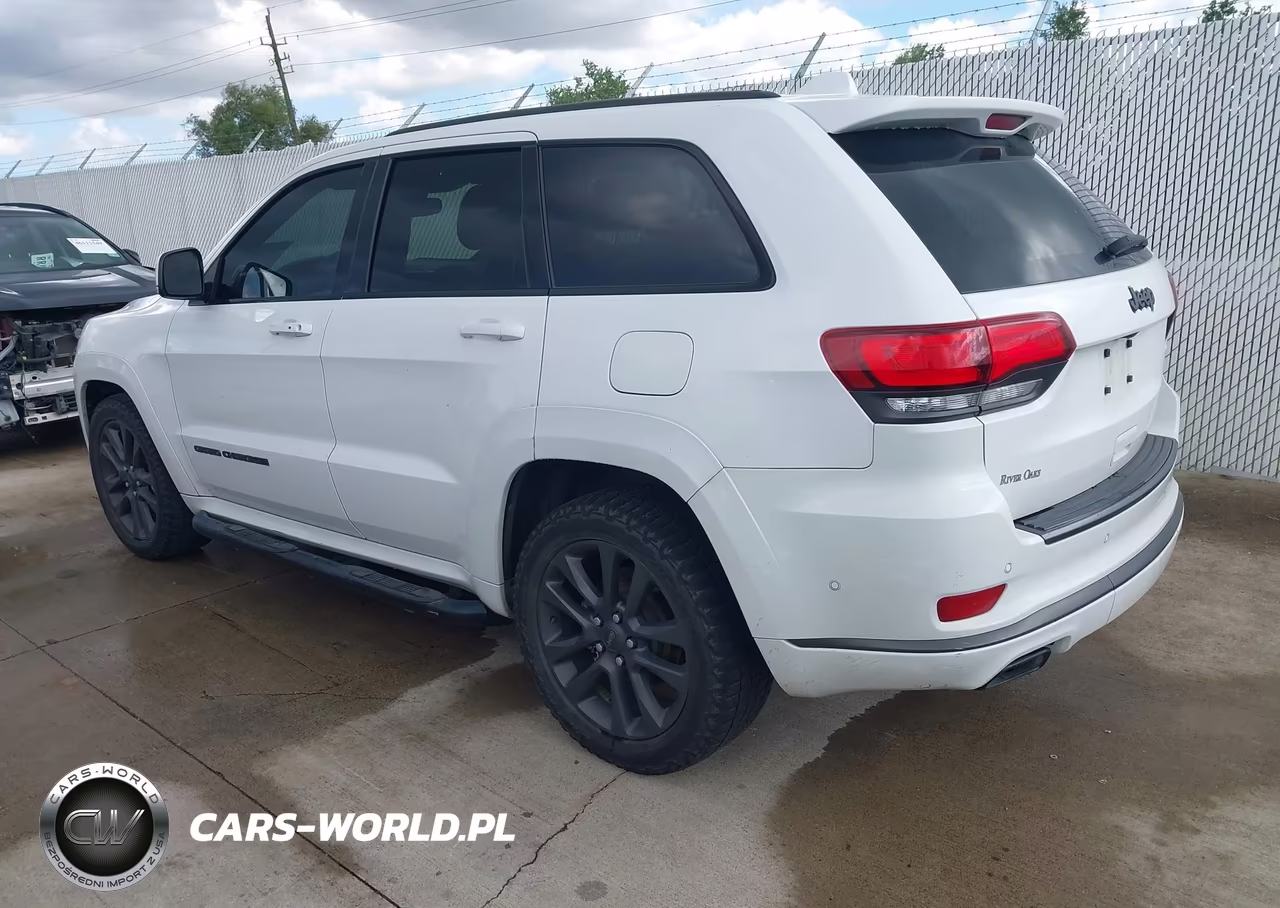 2018 Jeep Grand Cherokee High Altitude 4X2 VIN:1C4RJECG6JC301561 - 3