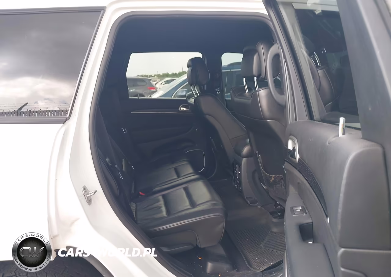 2018 Jeep Grand Cherokee High Altitude 4X2 VIN:1C4RJECG6JC301561 - 8
