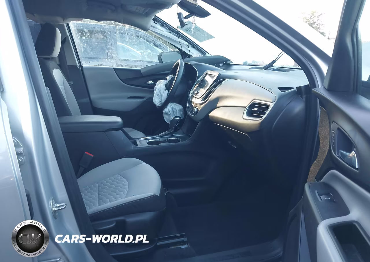 2019 Chevrolet Equinox Ls VIN:3GNAXHEV4KL195360 - 5