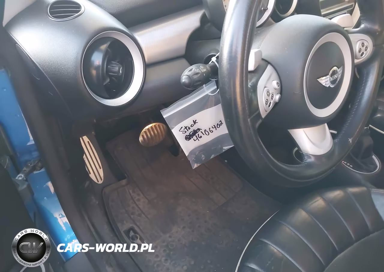 2007 Mini Cooper S VIN:WMWMF73537TL90100 - 12