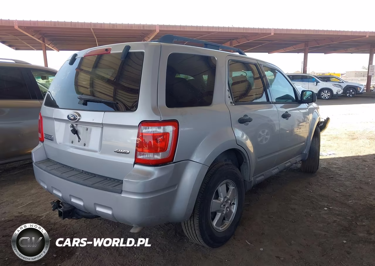 2009 Ford Escape Xlt VIN:1FMCU93G59KA88233 - 4