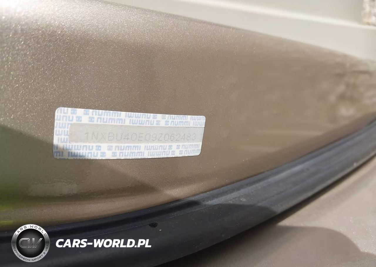 2009 Toyota Corolla Le VIN:1NXBU40E09Z062483 - 9