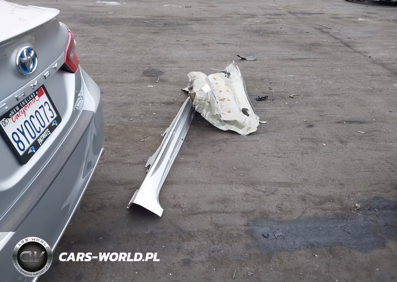 2022 Toyota Camry Se Hybrid VIN:4T1G31AKXNU573320 - 18