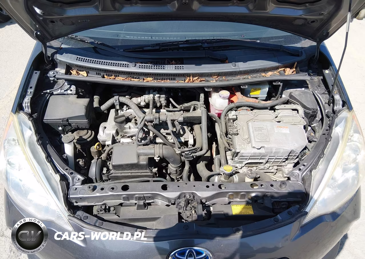 2014 Toyota Prius C One VIN:JTDKDTB35E1076594 - 10