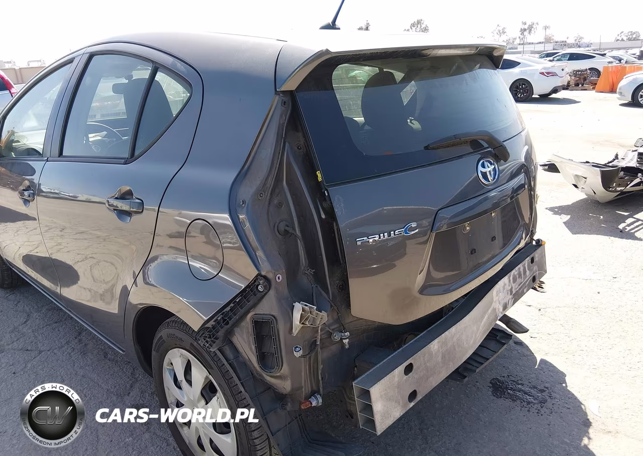 2014 Toyota Prius C One VIN:JTDKDTB35E1076594 - 19