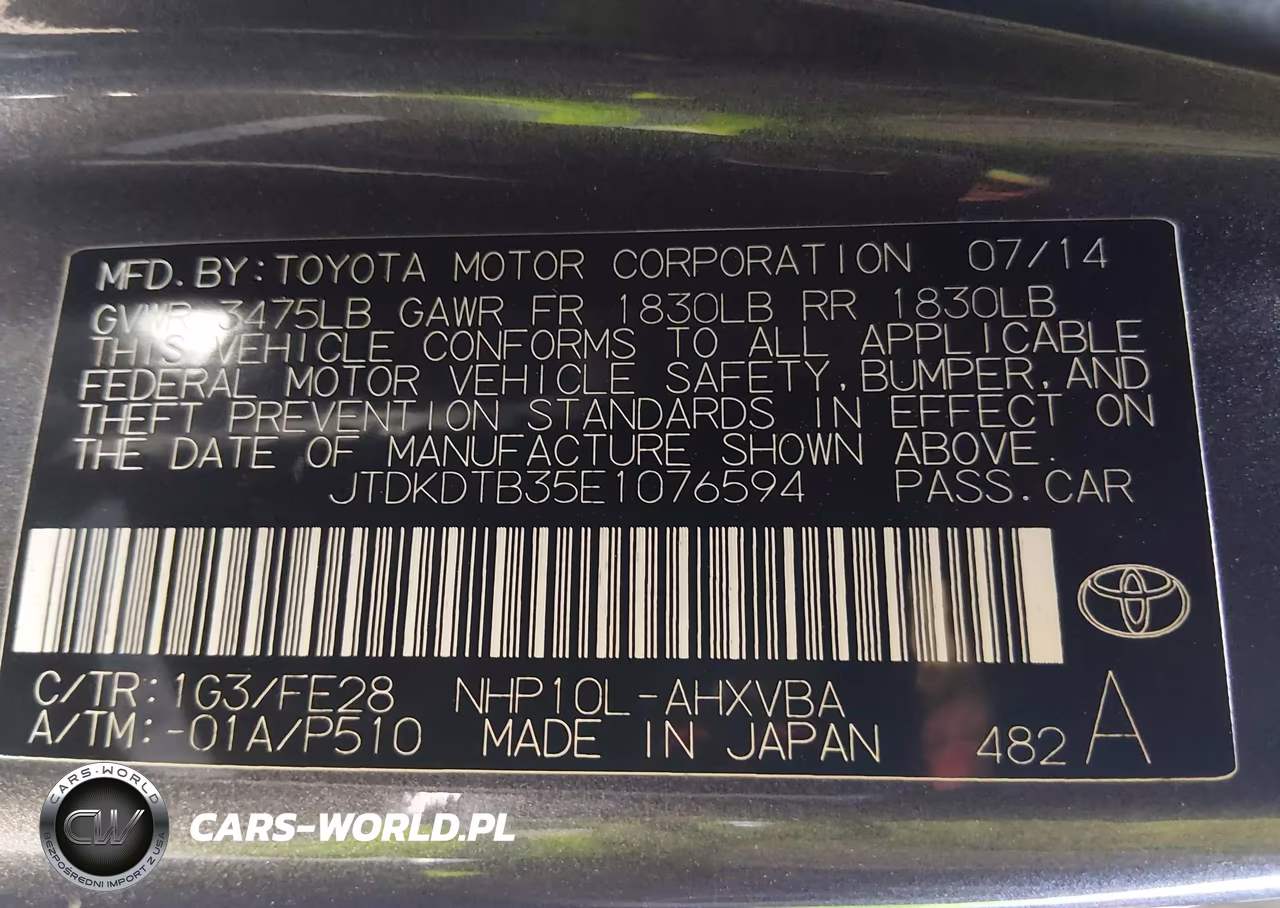 2014 Toyota Prius C One VIN:JTDKDTB35E1076594 - 9