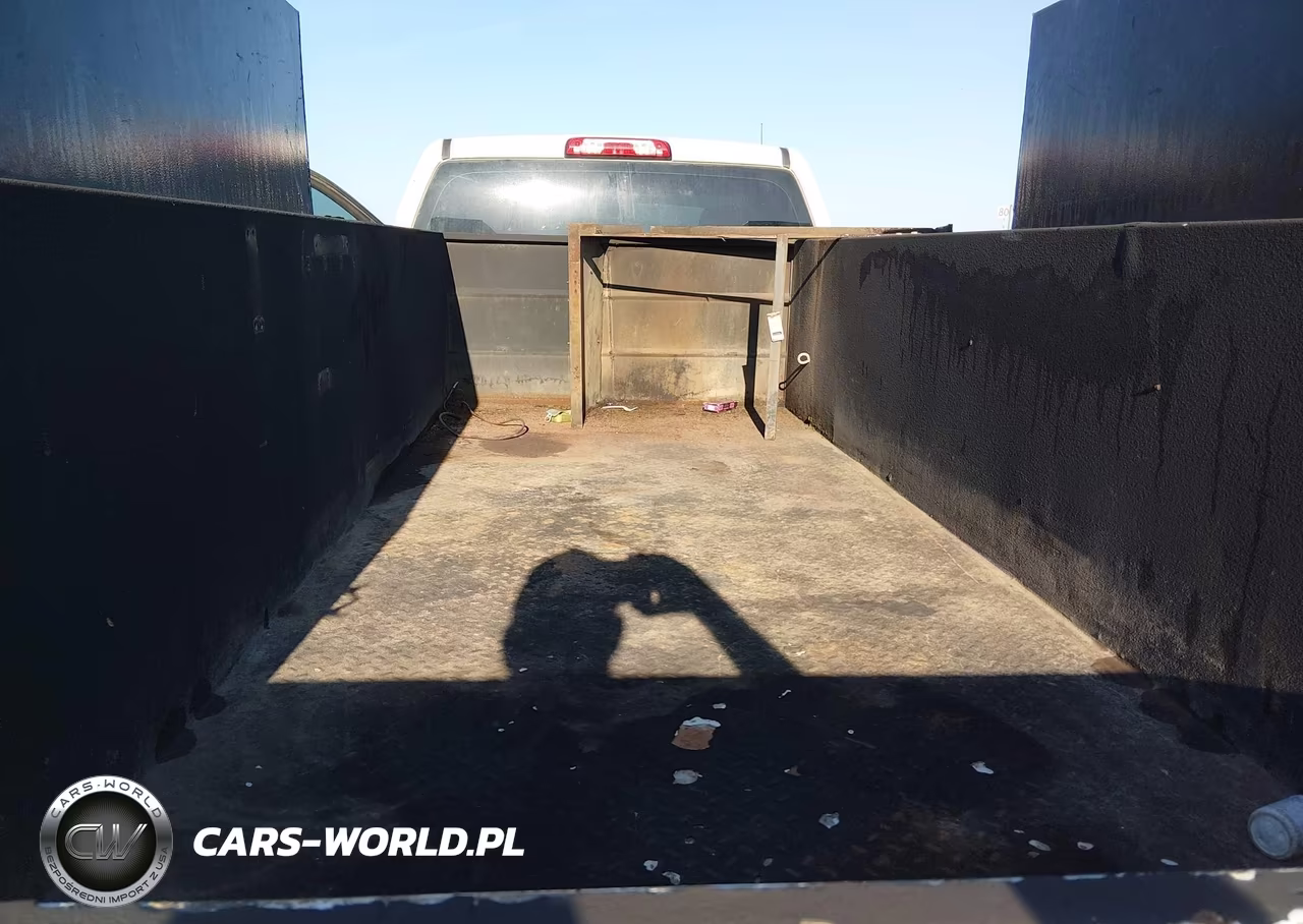 2016 Chevrolet Silverado 3500Hd Chassis Wt VIN:1GB3CYC84GF274639 - 16