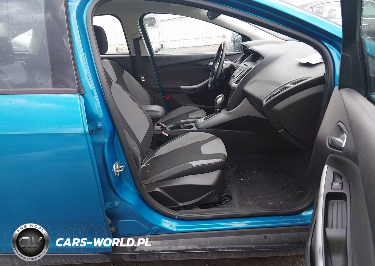 2012 Ford Focus Se VIN:1FAHP3F23CL226356 - 5