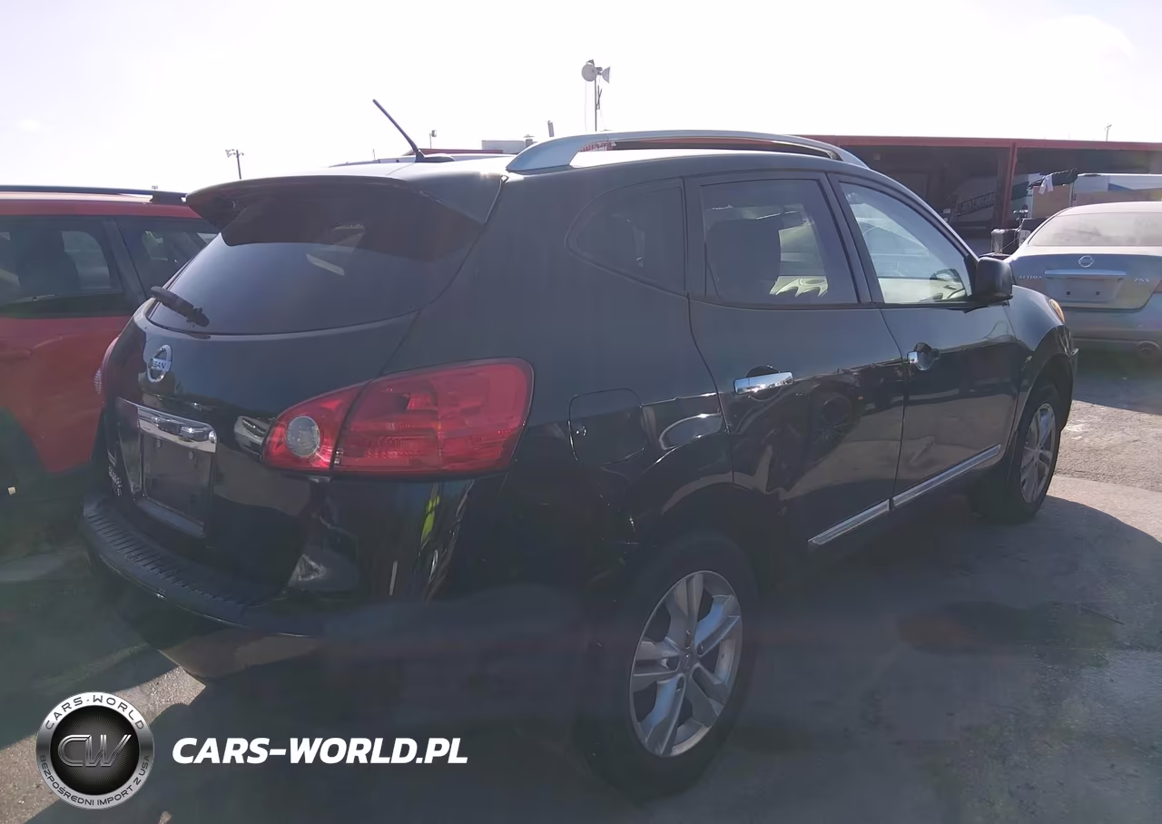 2015 Nissan Rogue Select S VIN:JN8AS5MT1FW151276 - 4