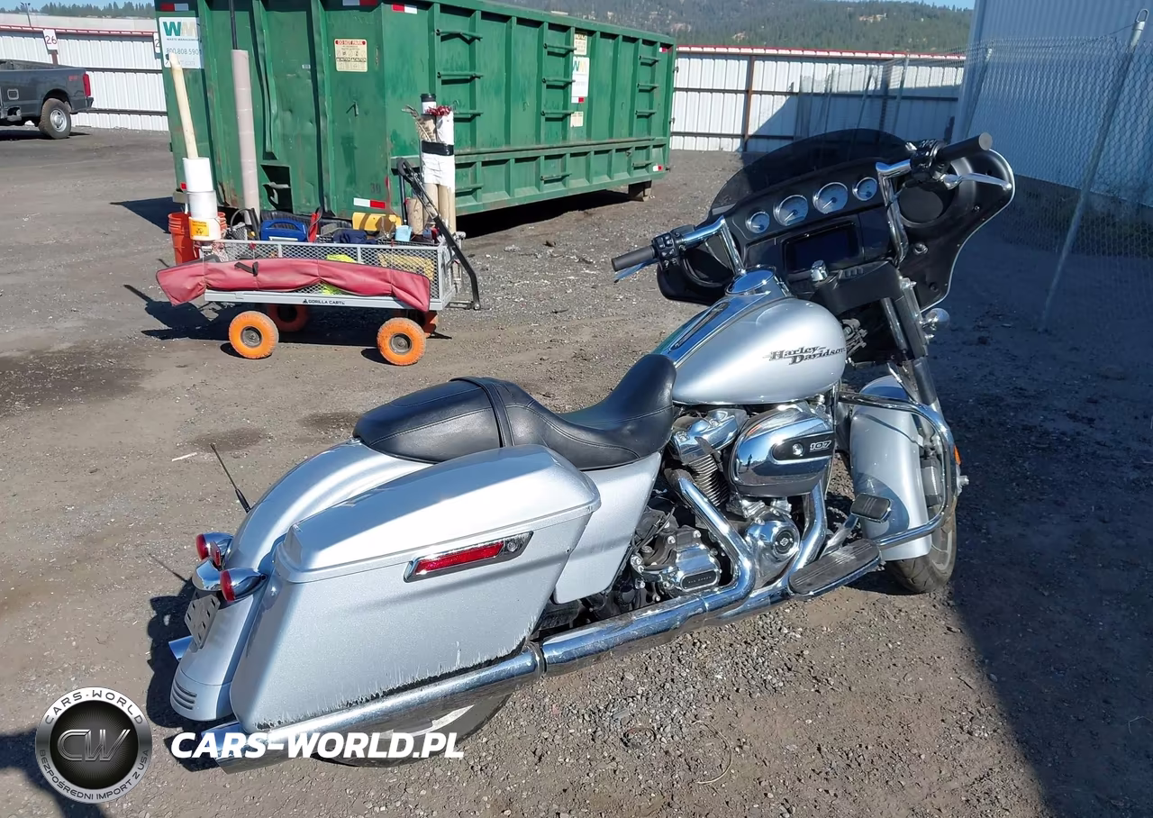 2020 Harley-Davidson Flhx VIN:1HD1KBC16LB641658 - 4