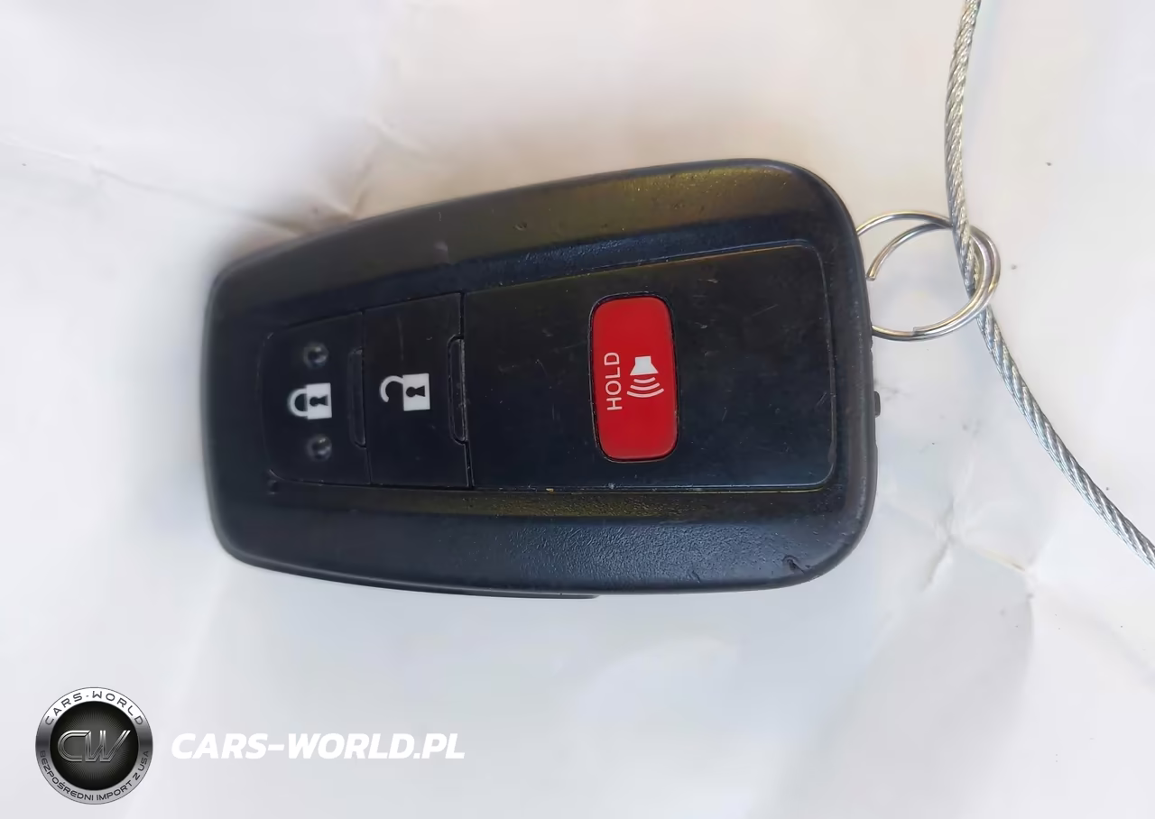 2020 Toyota Prius L Eco VIN:JTDKARFU1L3111664 - 11