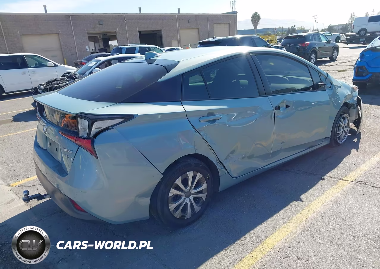 2020 Toyota Prius L Eco VIN:JTDKARFU1L3111664 - 4