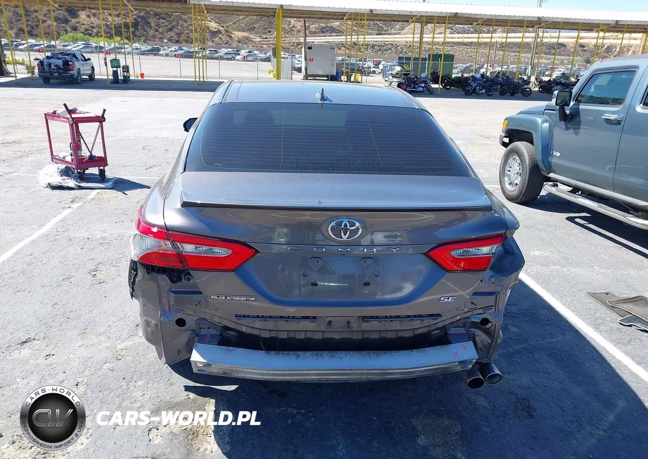 2019 Toyota Camry Se VIN:4T1B11HK3KU732230 - 17