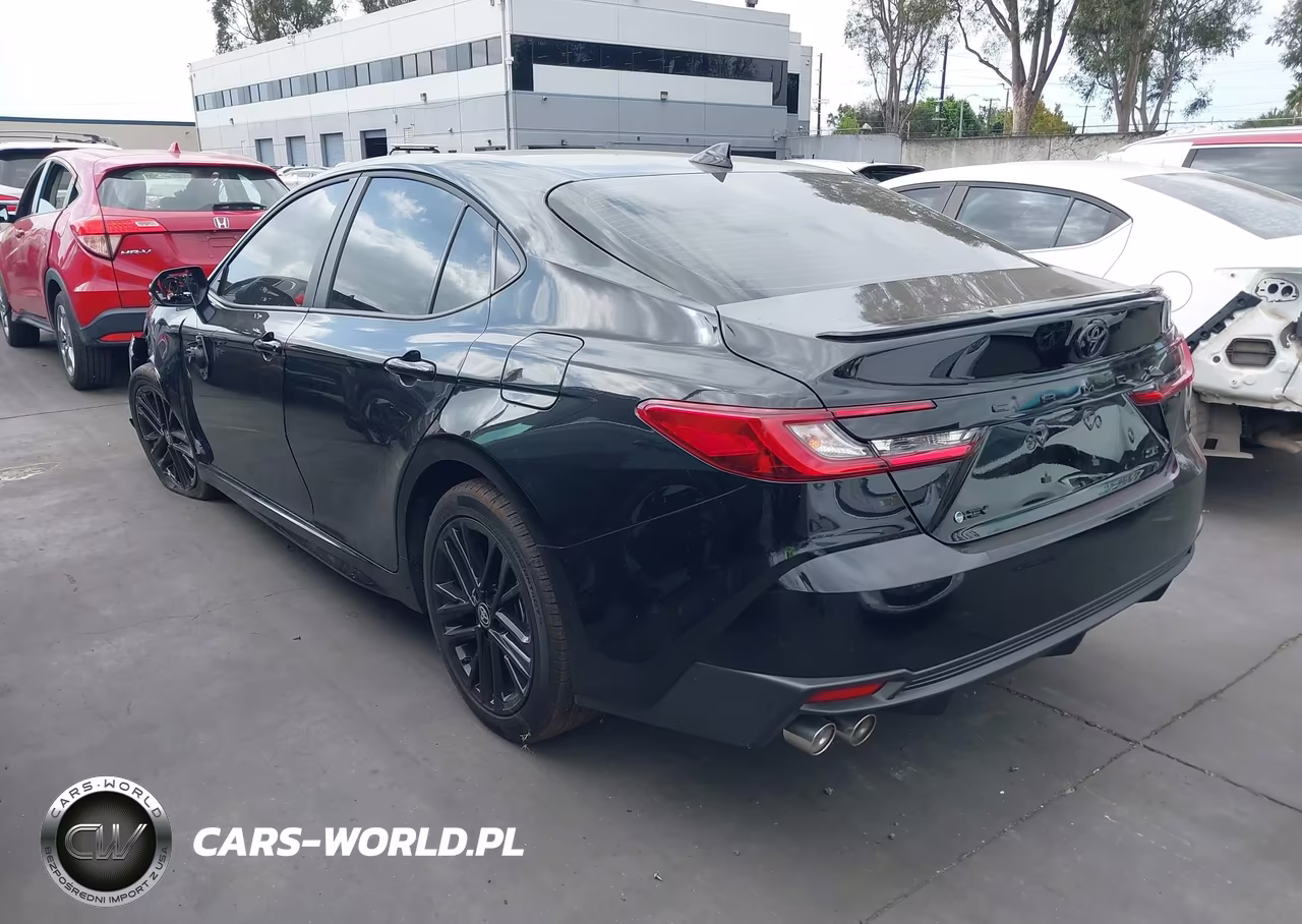 2026 Toyota Camry Se VIN:4T1DAACK9TU771888 - 3