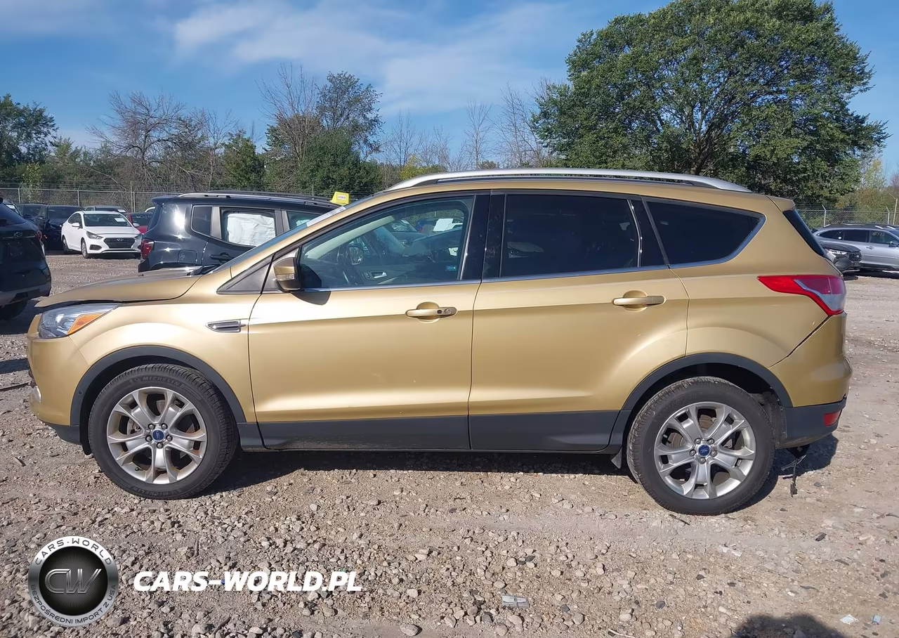 2015 Ford Escape Titanium VIN:1FMCU9JX7FUB57734 - 14