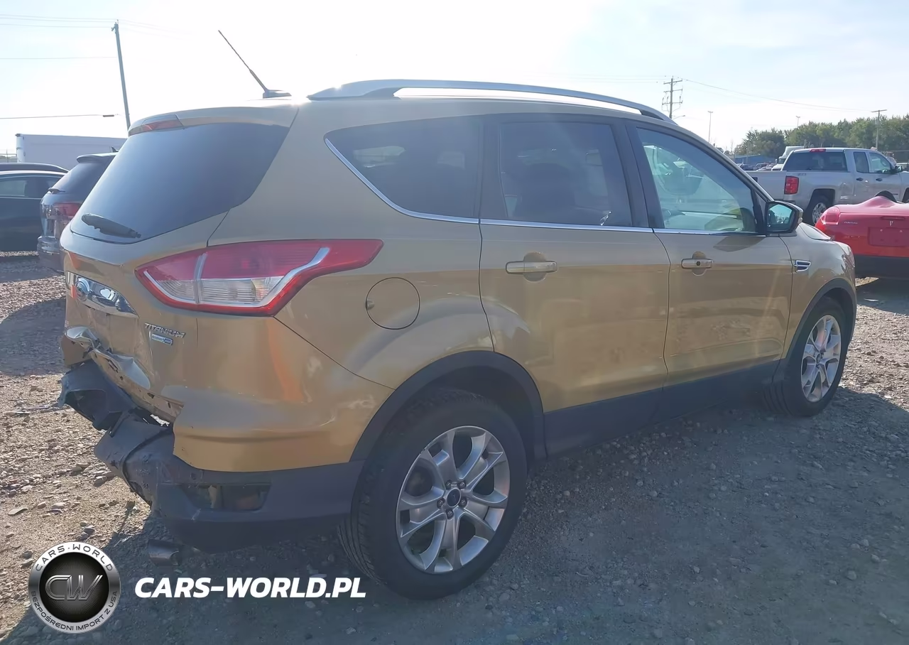 2015 Ford Escape Titanium VIN:1FMCU9JX7FUB57734 - 4