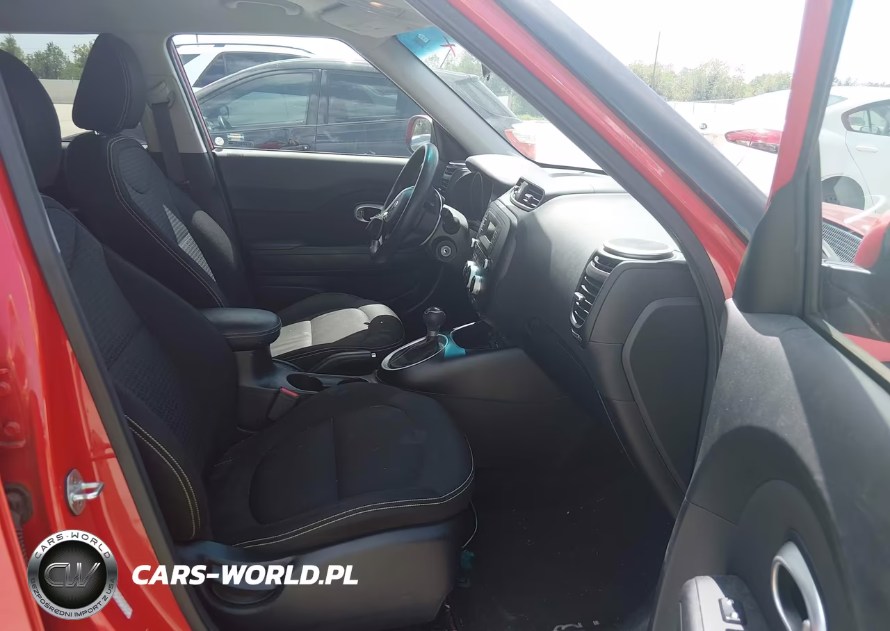 2015 Kia Soul + VIN:KNDJP3A52F7811889 - 5