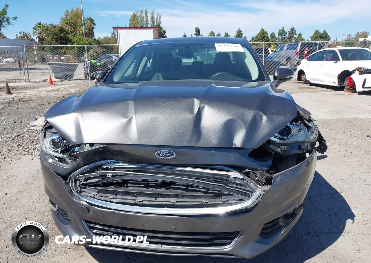 2016 Ford Fusion Hybrid Titanium VIN:3FA6P0RU6GR240374 - 12