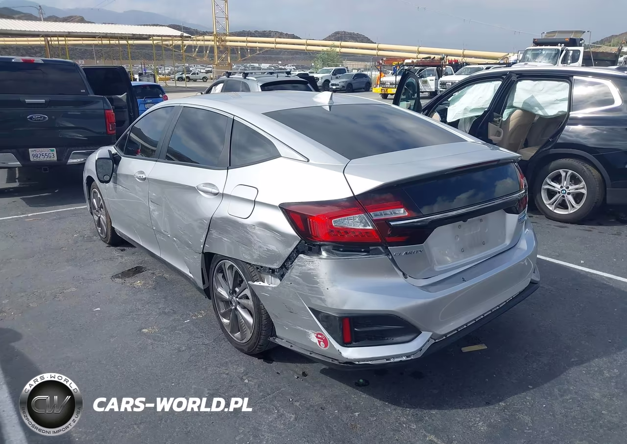 2021 Honda Clarity Plug-In Hybrid Touring VIN:JHMZC5F36MC000343 - 3