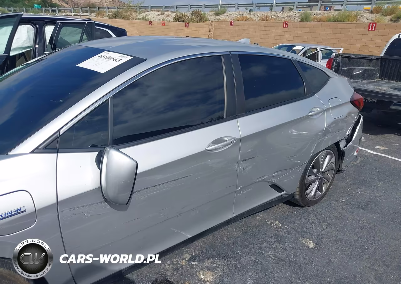 2021 Honda Clarity Plug-In Hybrid Touring VIN:JHMZC5F36MC000343 - 6