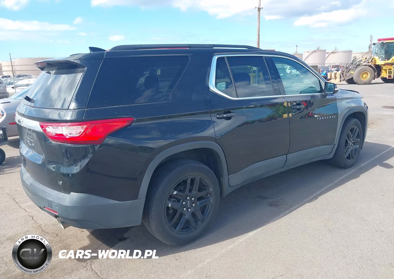 2019 Chevrolet Traverse Lt VIN:1GNERHKW2KJ196393 - 4