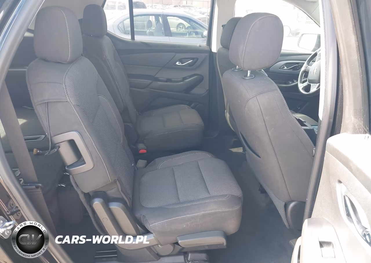 2019 Chevrolet Traverse Lt VIN:1GNERHKW2KJ196393 - 8