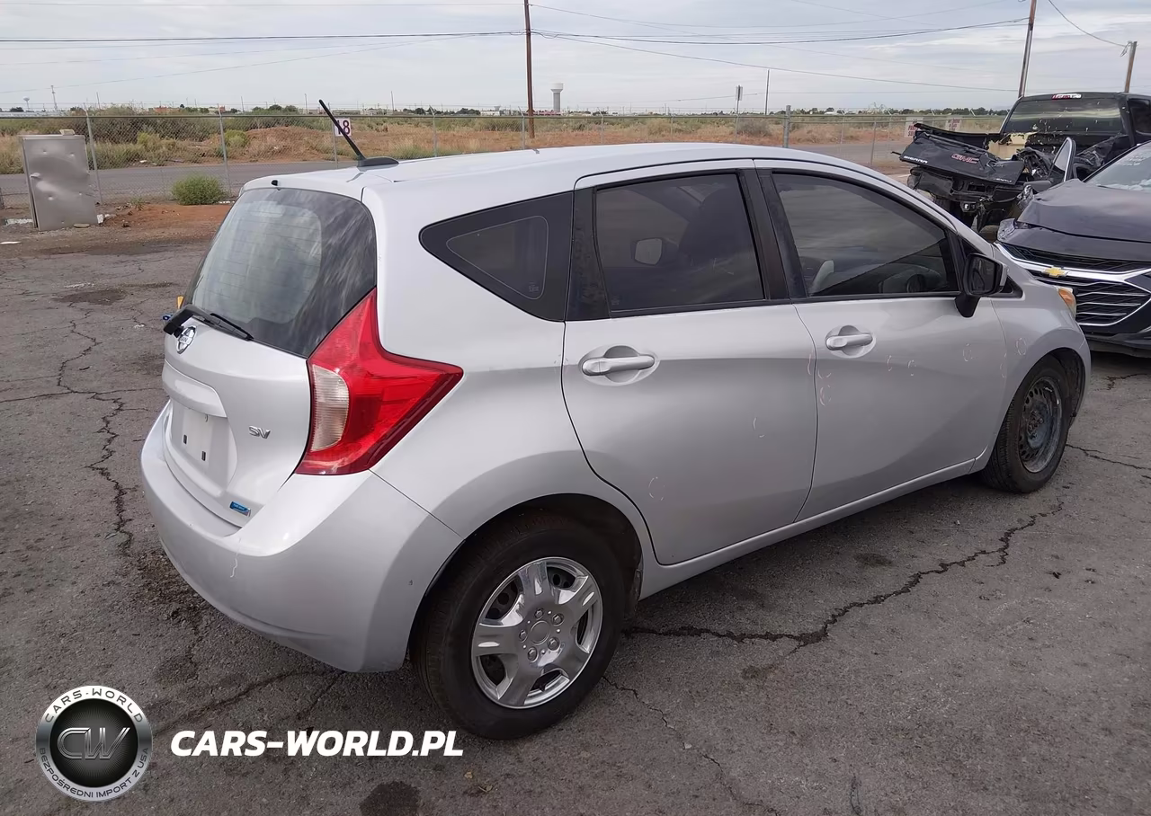 2016 Nissan Versa Note VIN:3N1CE2CP1GL374264 - 4