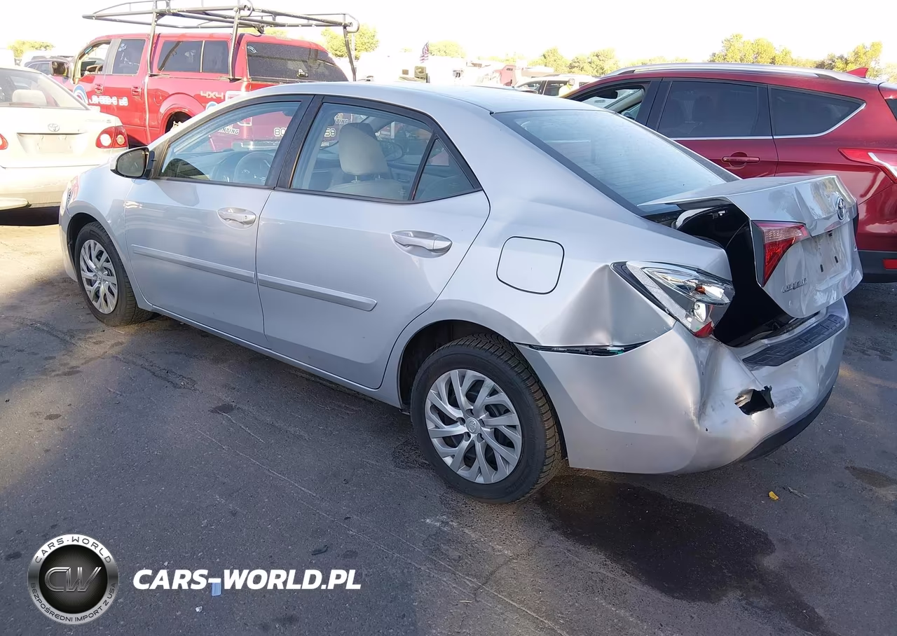 2017 Toyota Corolla Le VIN:2T1BURHE8HC825433 - 3