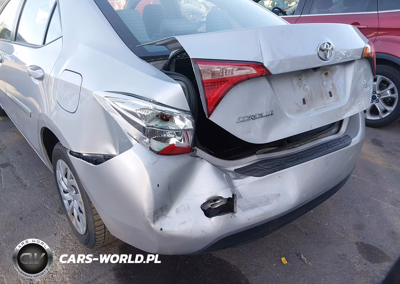 2017 Toyota Corolla Le VIN:2T1BURHE8HC825433 - 6