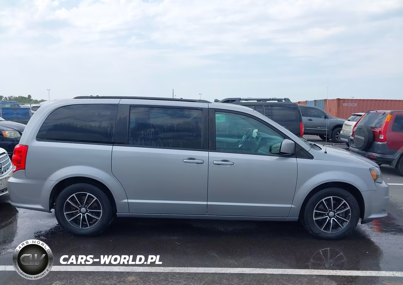 2018 Dodge Grand Caravan Gt VIN:2C4RDGEG2JR298147 - 13