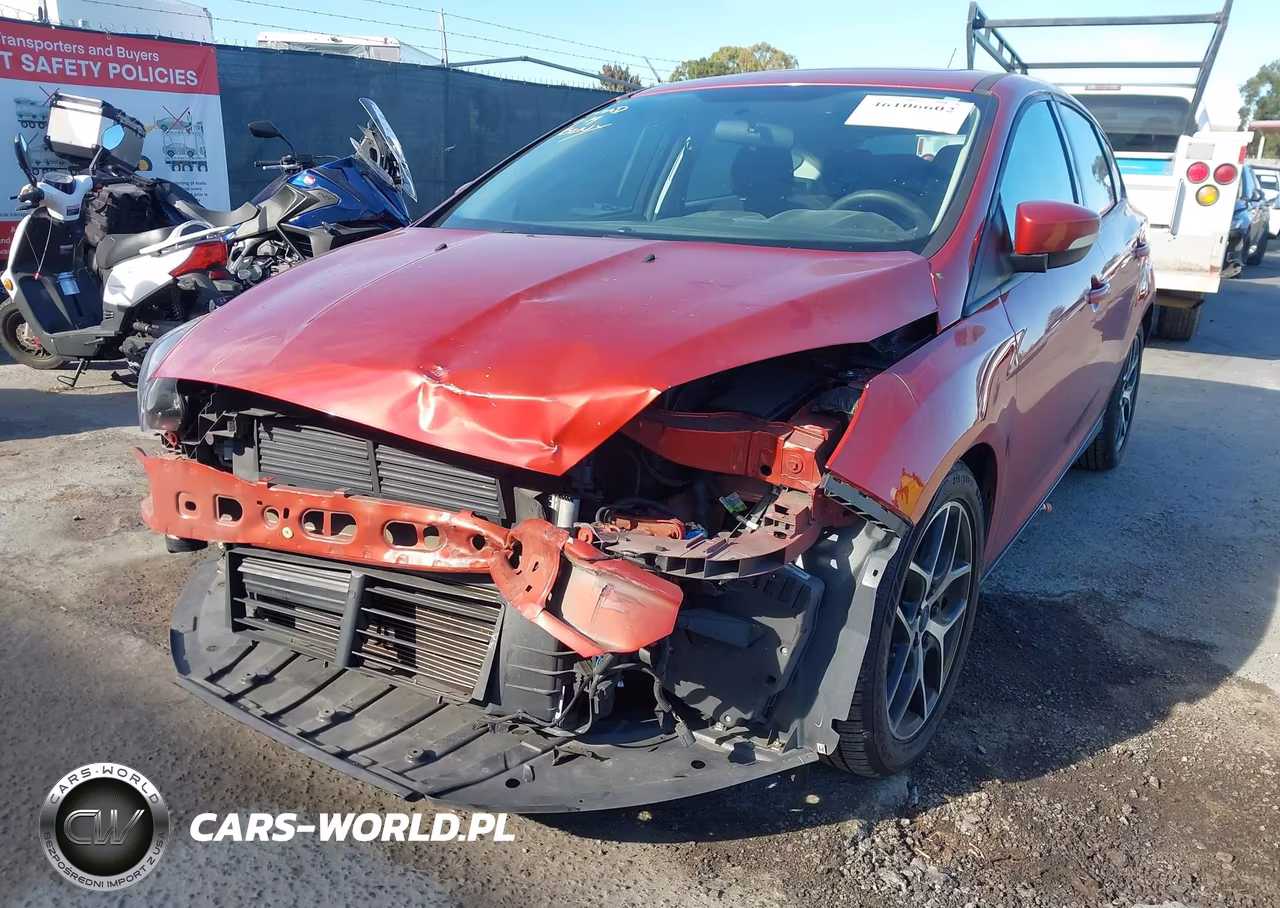 2018 Ford Focus Sel VIN:1FADP3M28JL304516 - 6