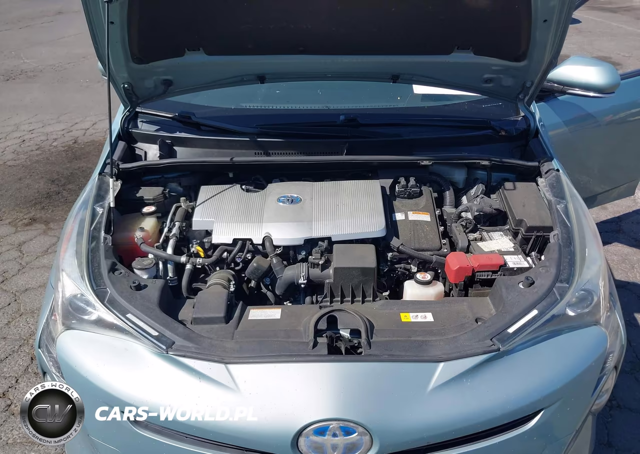 2017 Toyota Prius Three Touring VIN:JTDKARFU9H3033139 - 10