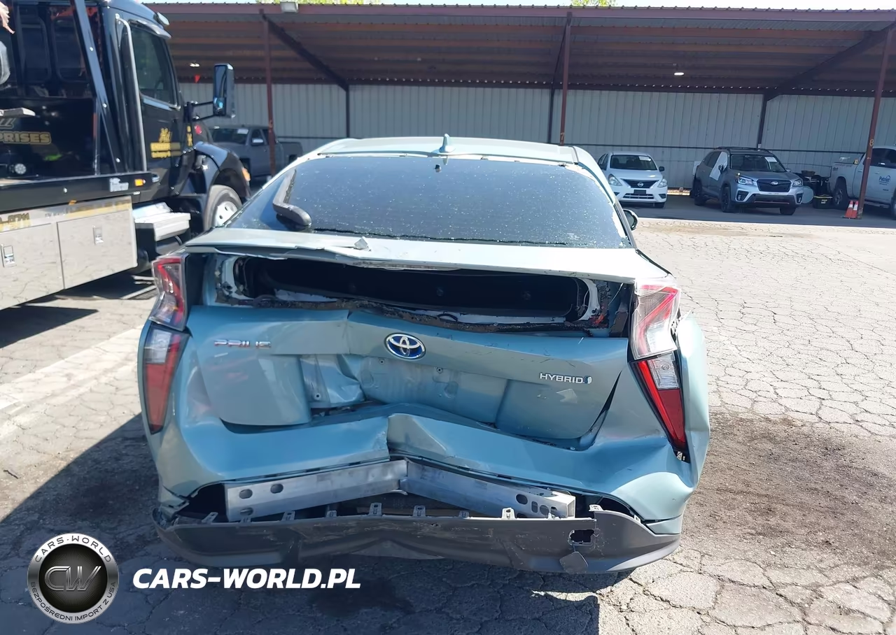 2017 Toyota Prius Three Touring VIN:JTDKARFU9H3033139 - 6