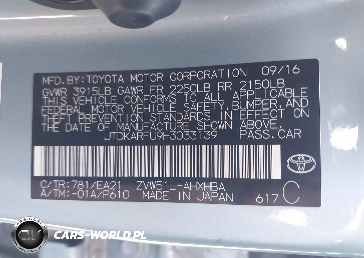 2017 Toyota Prius Three Touring VIN:JTDKARFU9H3033139 - 9