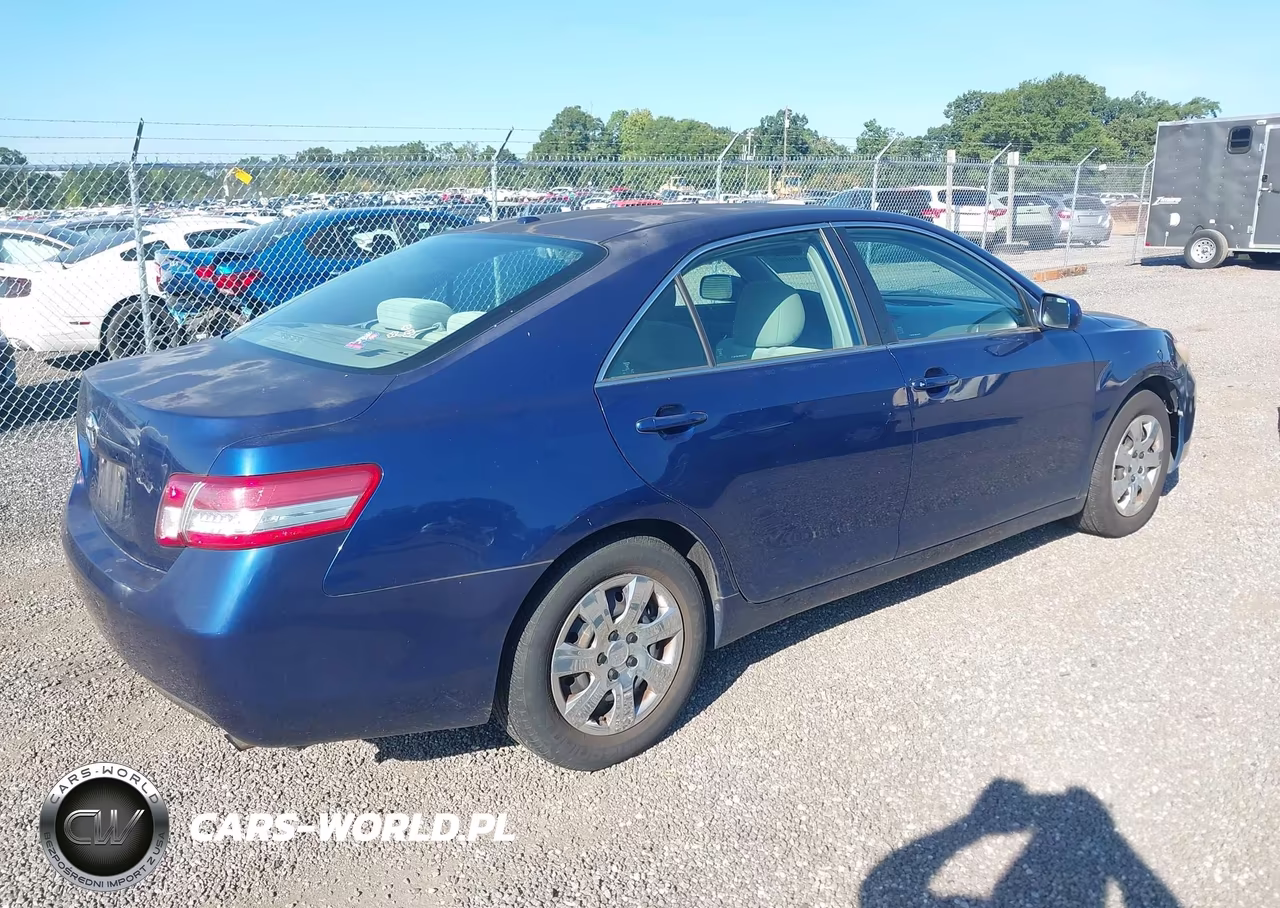 2011 Toyota Camry VIN:4T1BF3EK2BU691400 - 4