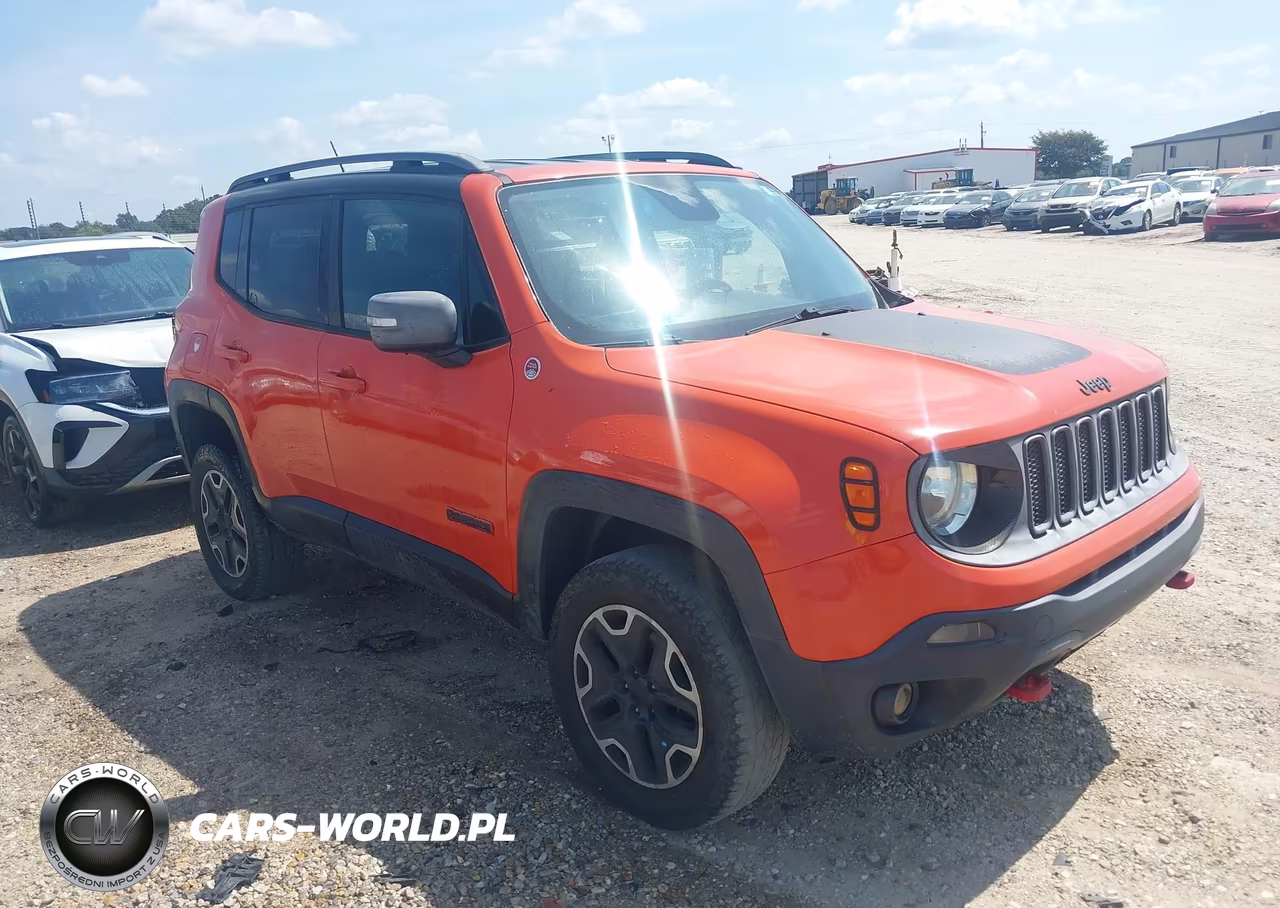 2015 Jeep Renegade Trailhawk VIN:ZACCJBCT3FPB47069 - 1