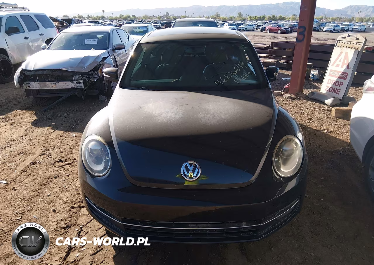 2013 Volkswagen Beetle 2.0T Turbo VIN:3VWVA7AT5DM606804 - 11