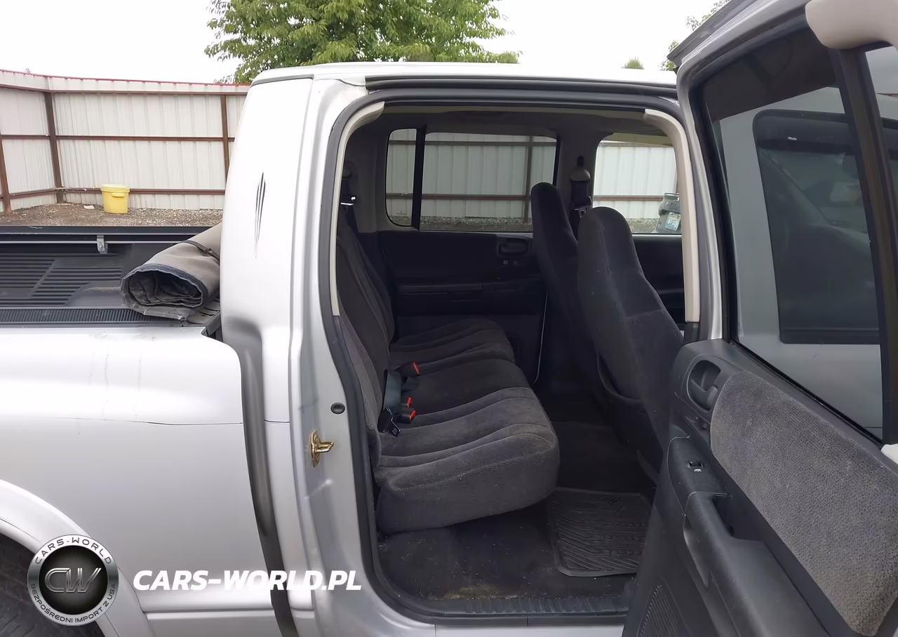 2004 Dodge Dakota Sport-Sxt VIN:1D7HL38N84S730900 - 8