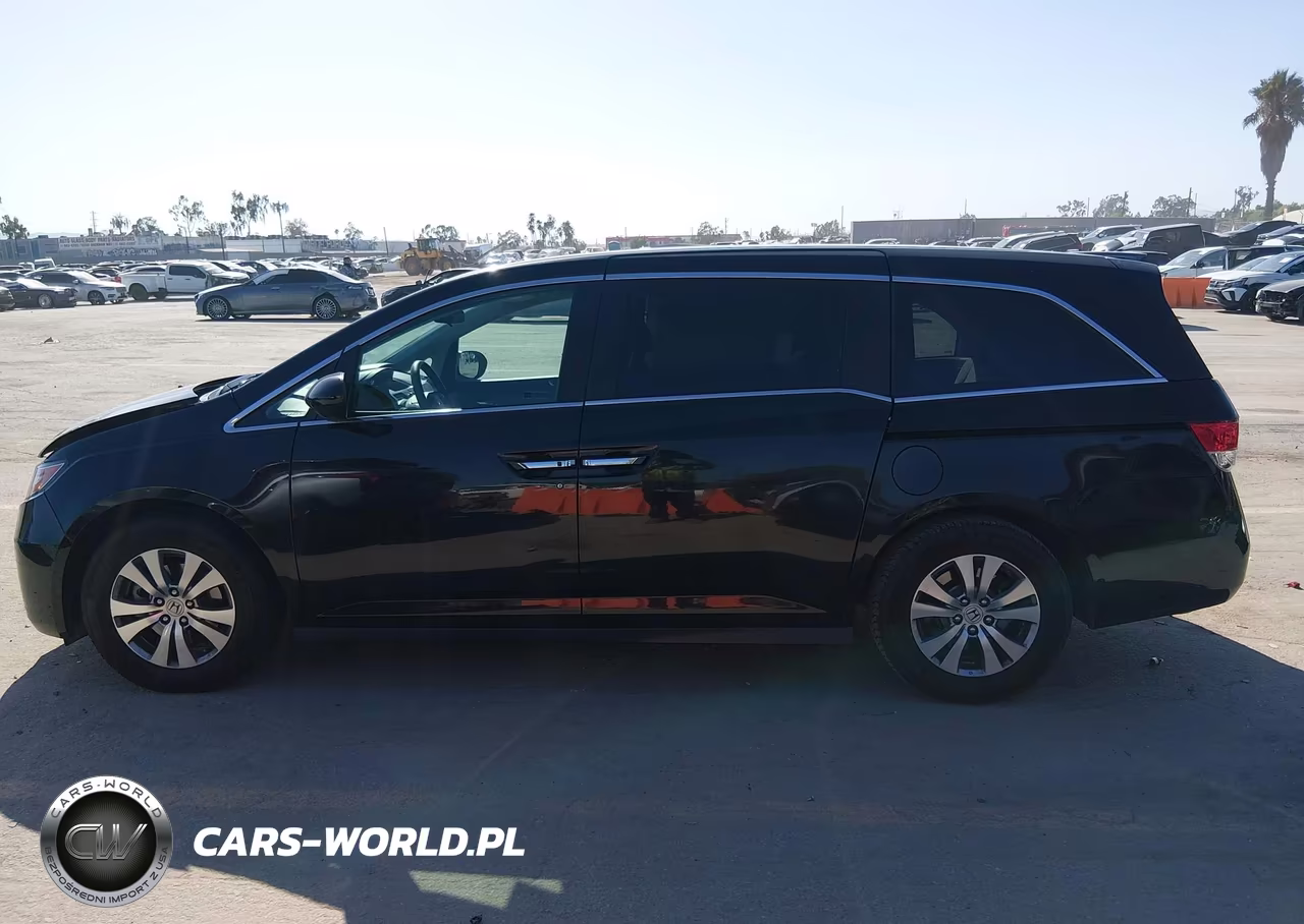 2016 Honda Odyssey Se VIN:5FNRL5H3XGB138411 - 14