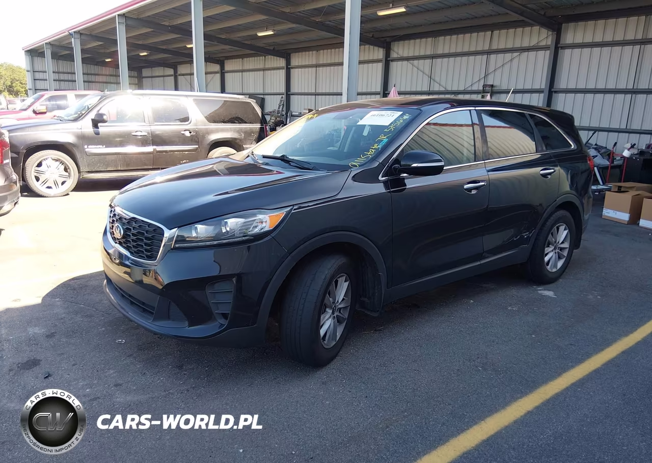 2019 Kia Sorento 2.4L L VIN:5XYPG4A38KG575664 - 2