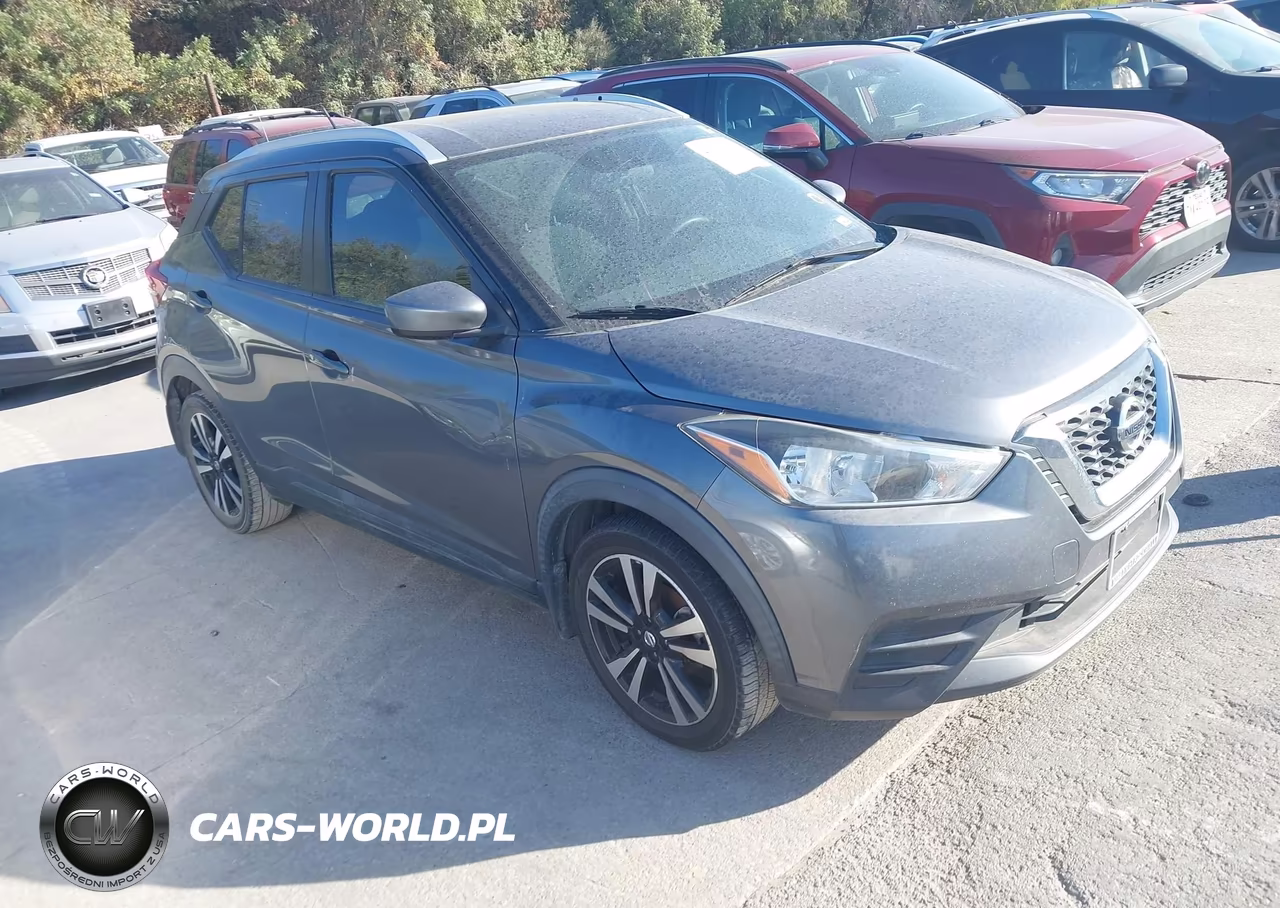 2019 Nissan Kicks Sv VIN:3N1CP5CU5KL567026 - 1