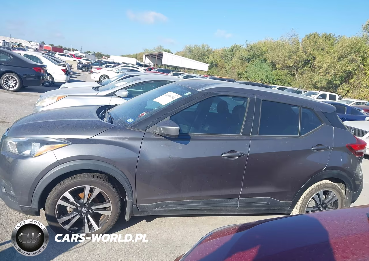2019 Nissan Kicks Sv VIN:3N1CP5CU5KL567026 - 14