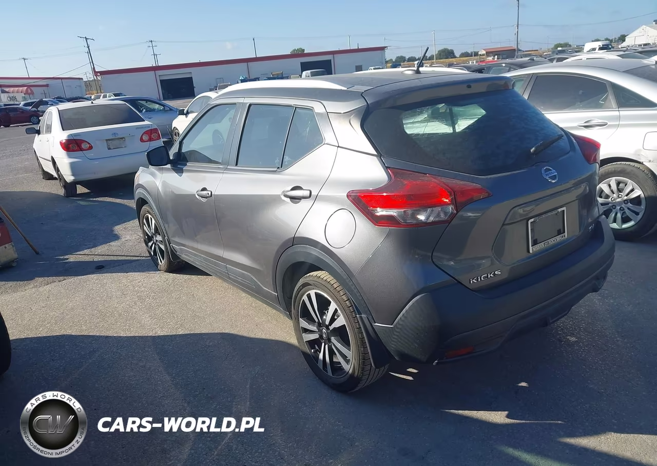 2019 Nissan Kicks Sv VIN:3N1CP5CU5KL567026 - 3
