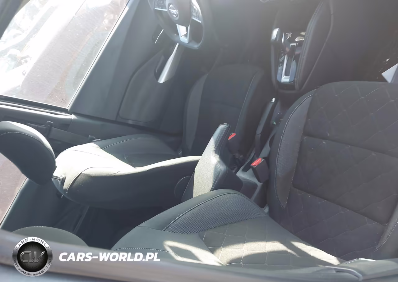 2019 Nissan Kicks Sv VIN:3N1CP5CU5KL567026 - 5