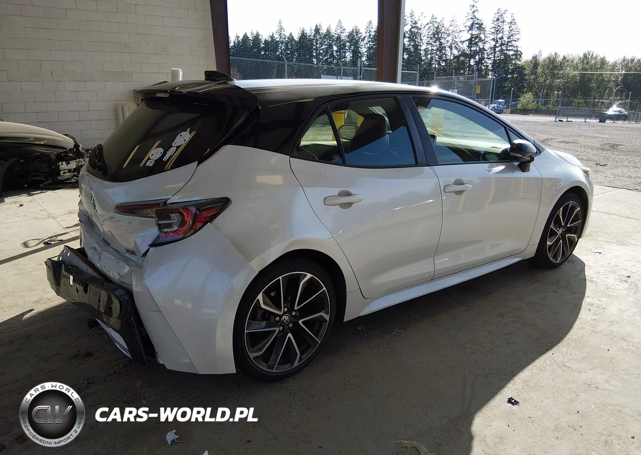 2022 Toyota Corolla Xse VIN:JTNC4MBE9N3172949 - 4