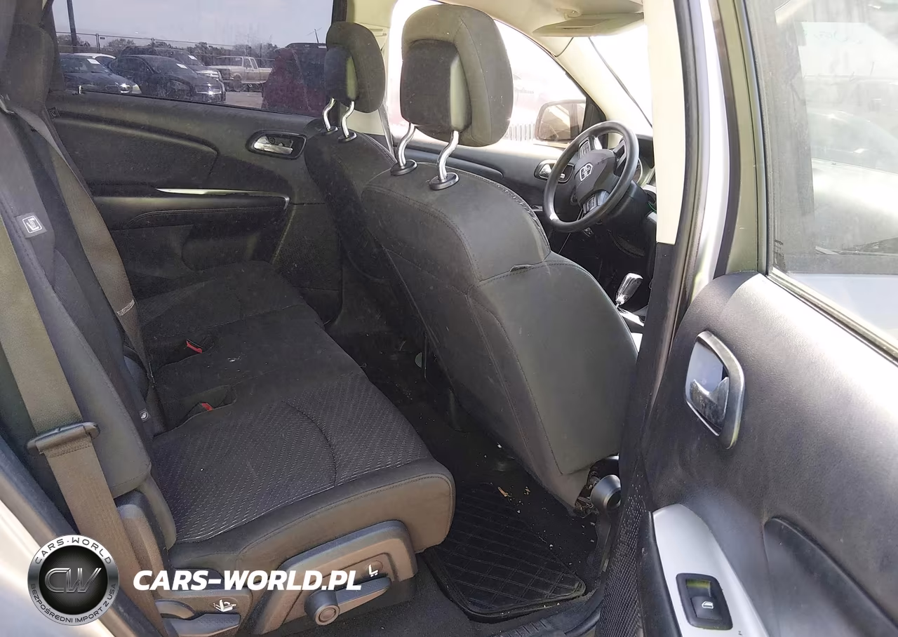 2018 Dodge Journey Se VIN:3C4PDCAB2JT233919 - 8