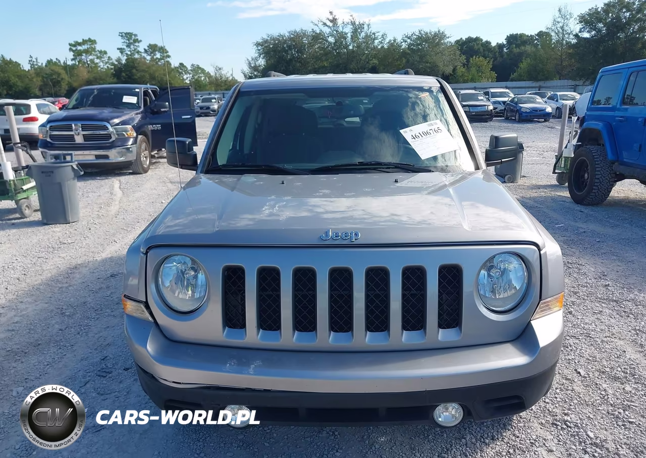 2016 Jeep Patriot Latitude VIN:1C4NJRFB1GD782182 - 12
